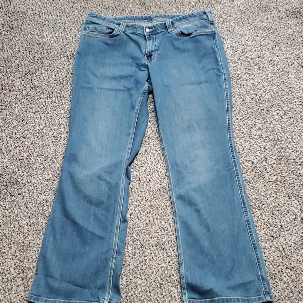 Carhartt Womans Jeans 16